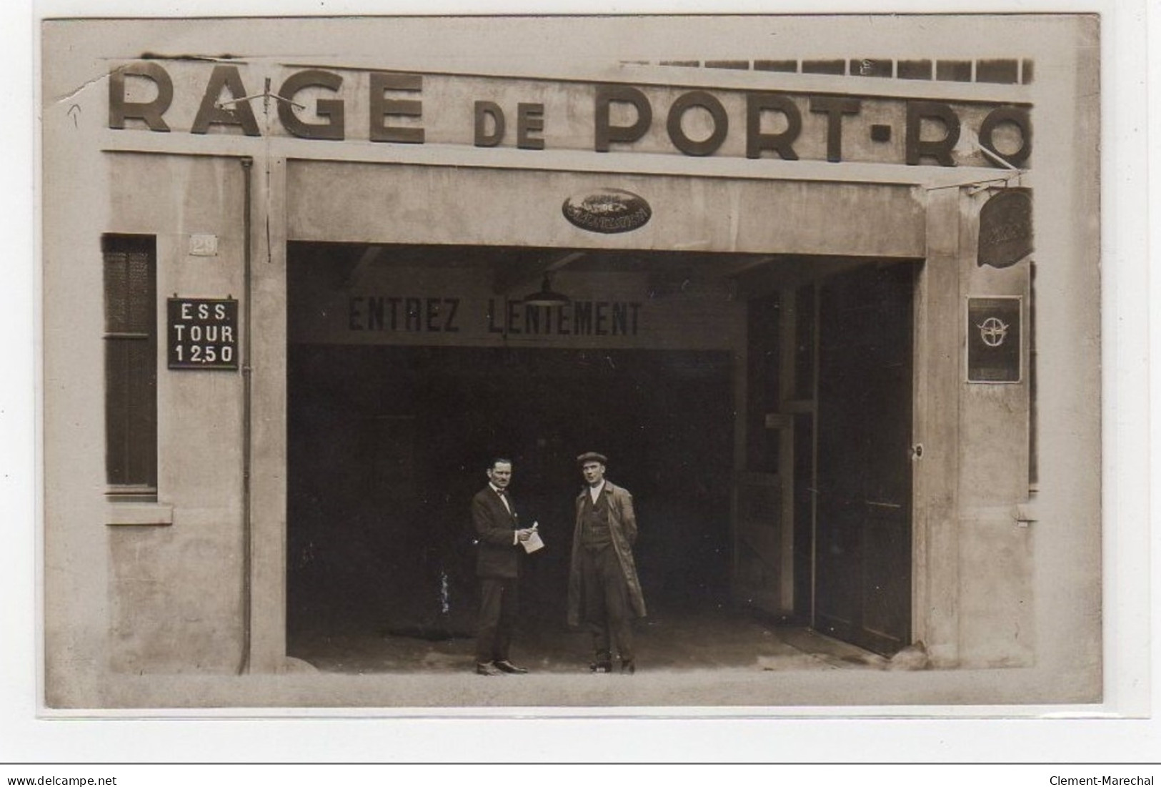 PARIS : Carte Photo De L'entrée Du Garage Automobile De PORT ROYAL Vers 1910 - Bon état (un Coin Plié) - Arrondissement: 14
