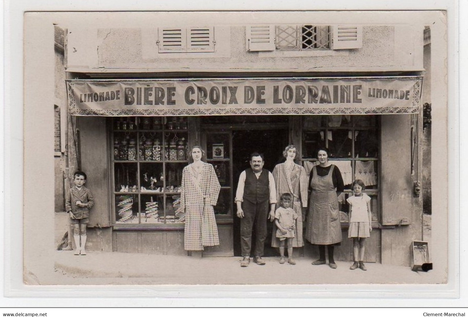 JOIGNY : Carte Photo D'une épicerie (pub Bière Croix De Lorraine) - Très Bon état - Joigny