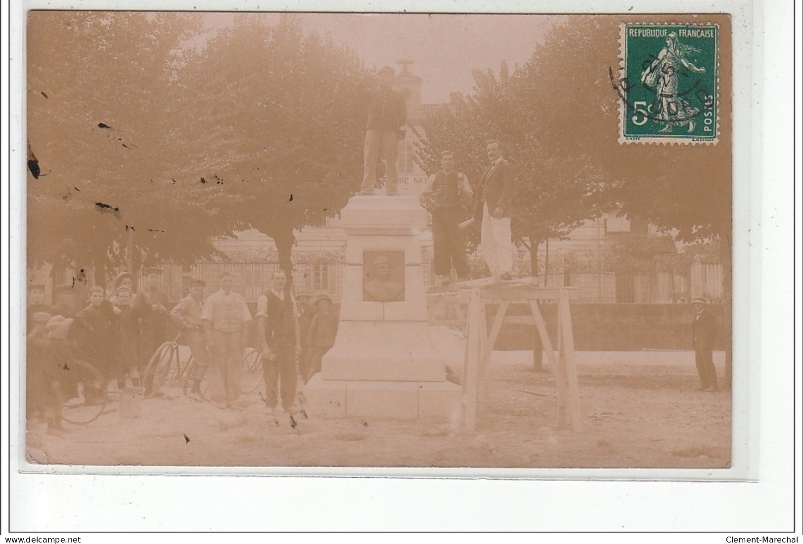 RIBERAC - CARTE PHOTO - Inauguration D'un Monument - Très Bon état - Riberac