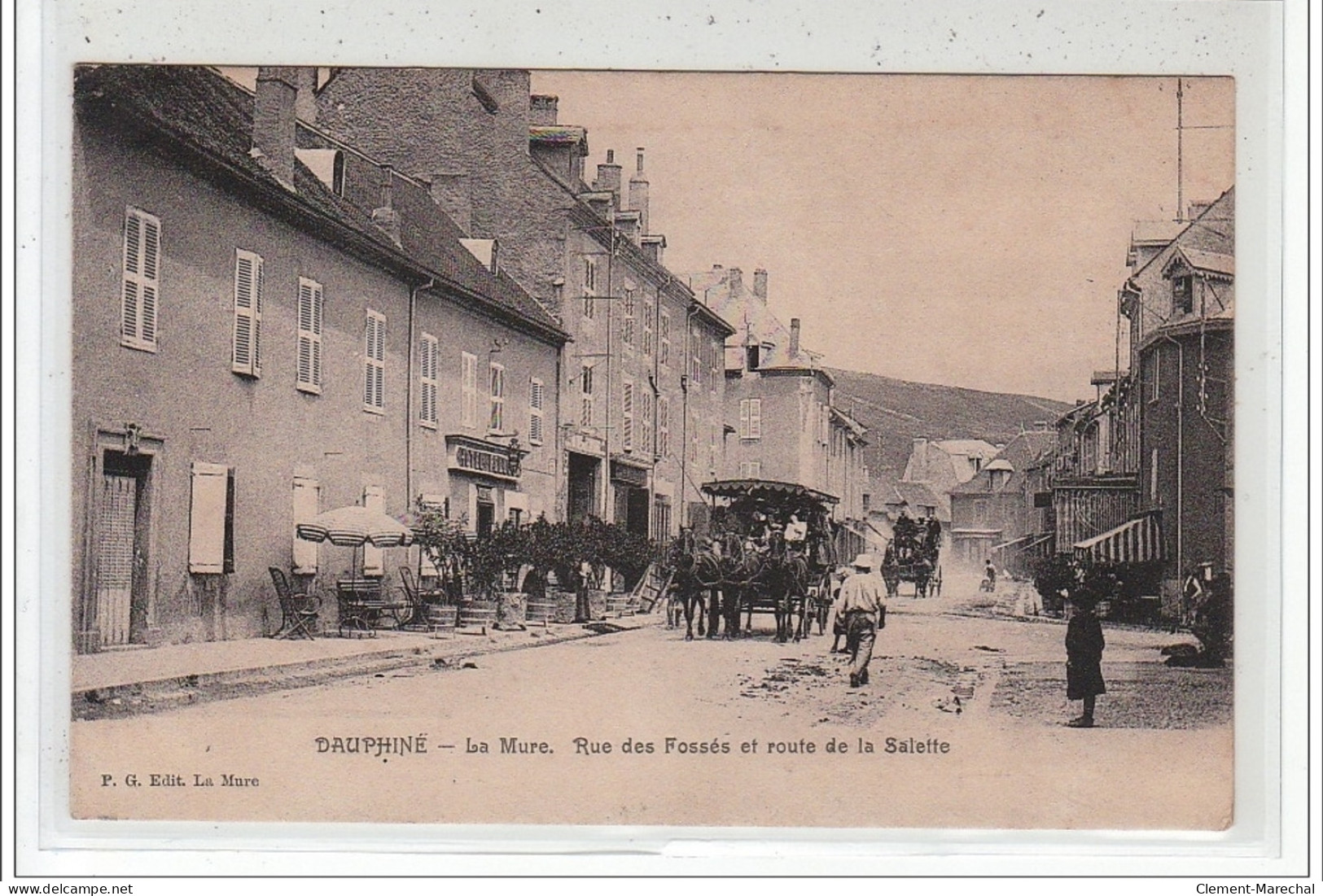 LA MURE - Rue Des Fossés, Et Route De La Salette - Très Bon  état - La Mure