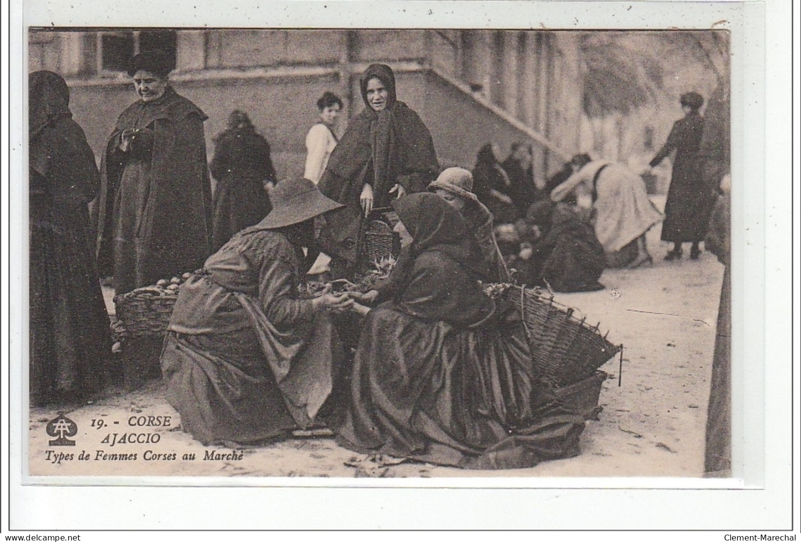 CORSE - AJACCIO - Types De Femmes Corses Au Marché - Très Bon état - Ajaccio