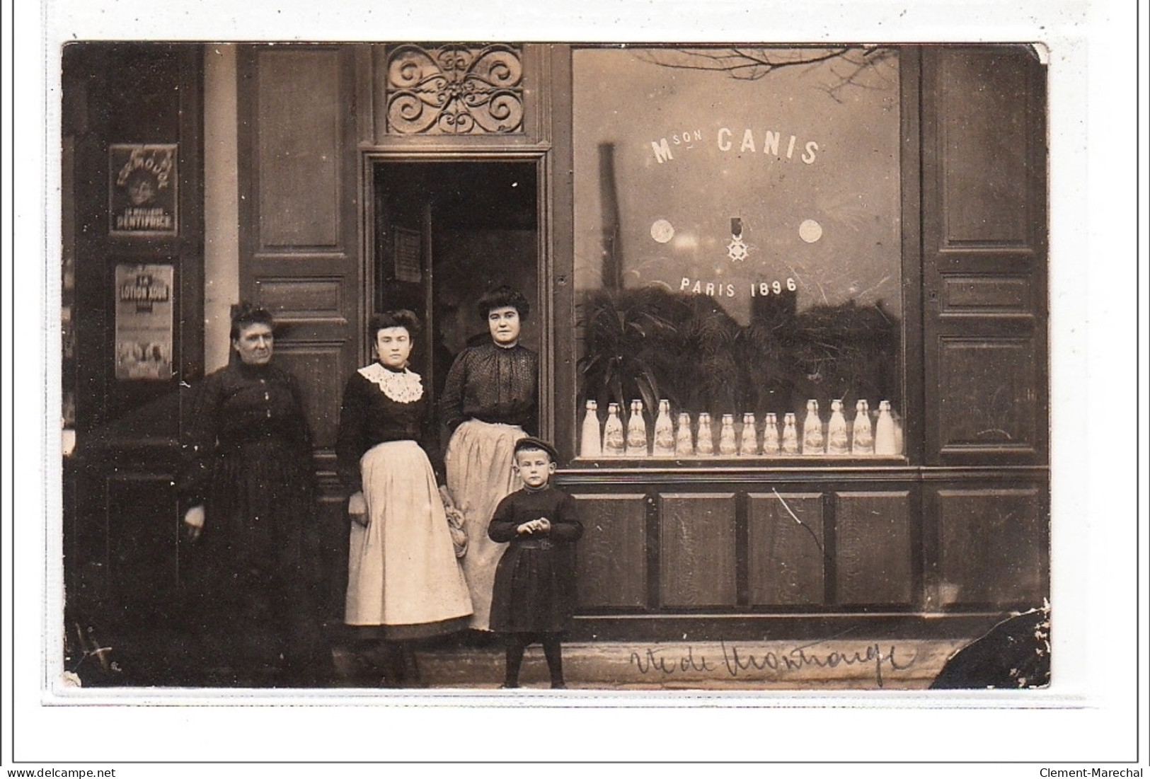 PARIS 12 : Carte Photo Du Salon De Coiffure CANIS (46 Rue De Bagnolet) - Très Bon état - District 20