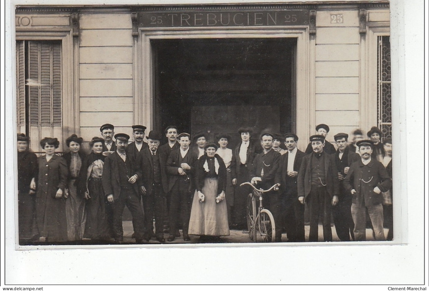 PARIS - CARTE PHOTO - Ets Trébucien - Café - 25, Cours De Vincennes - Très Bon état - Paris (12)