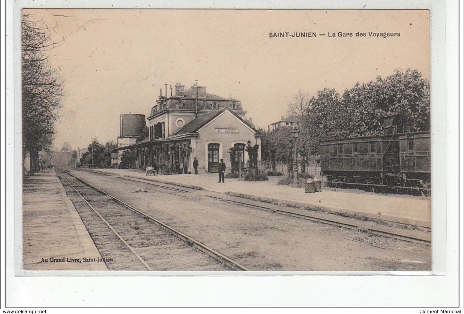 SAINT JUNIEN - La Gare Des Voyageurs - Très Bon état - Saint Junien