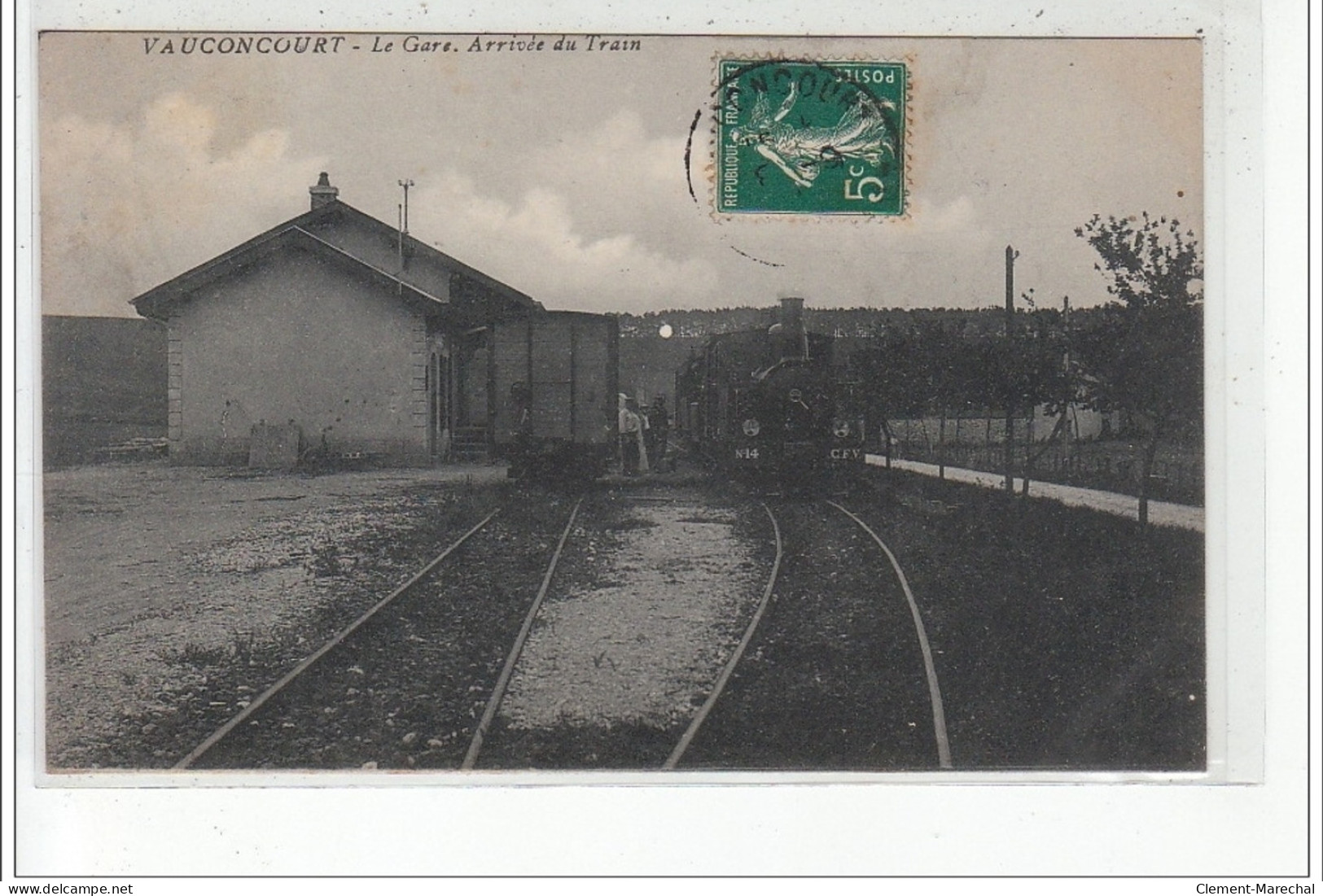 VAUCONCOURT - La Gare - Arrivée Du Train - Très Bon état - Autres & Non Classés