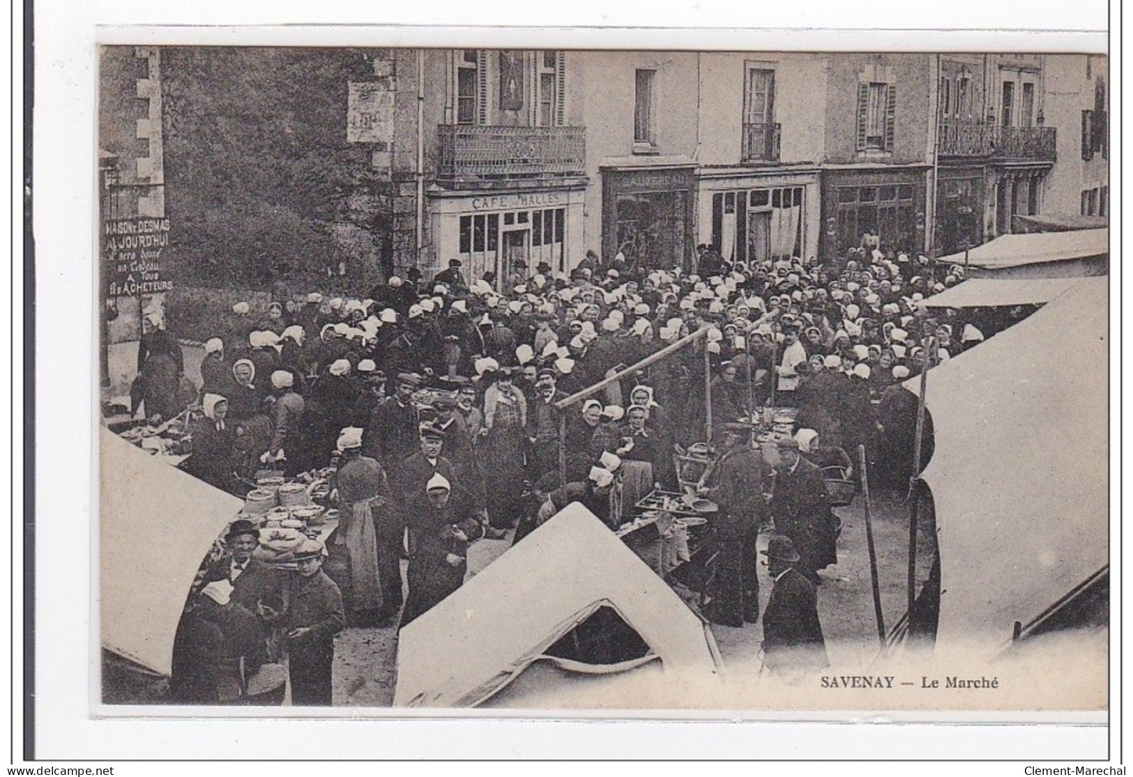 SAVENAY : Le Marché - Tres Bon Etat - Savenay