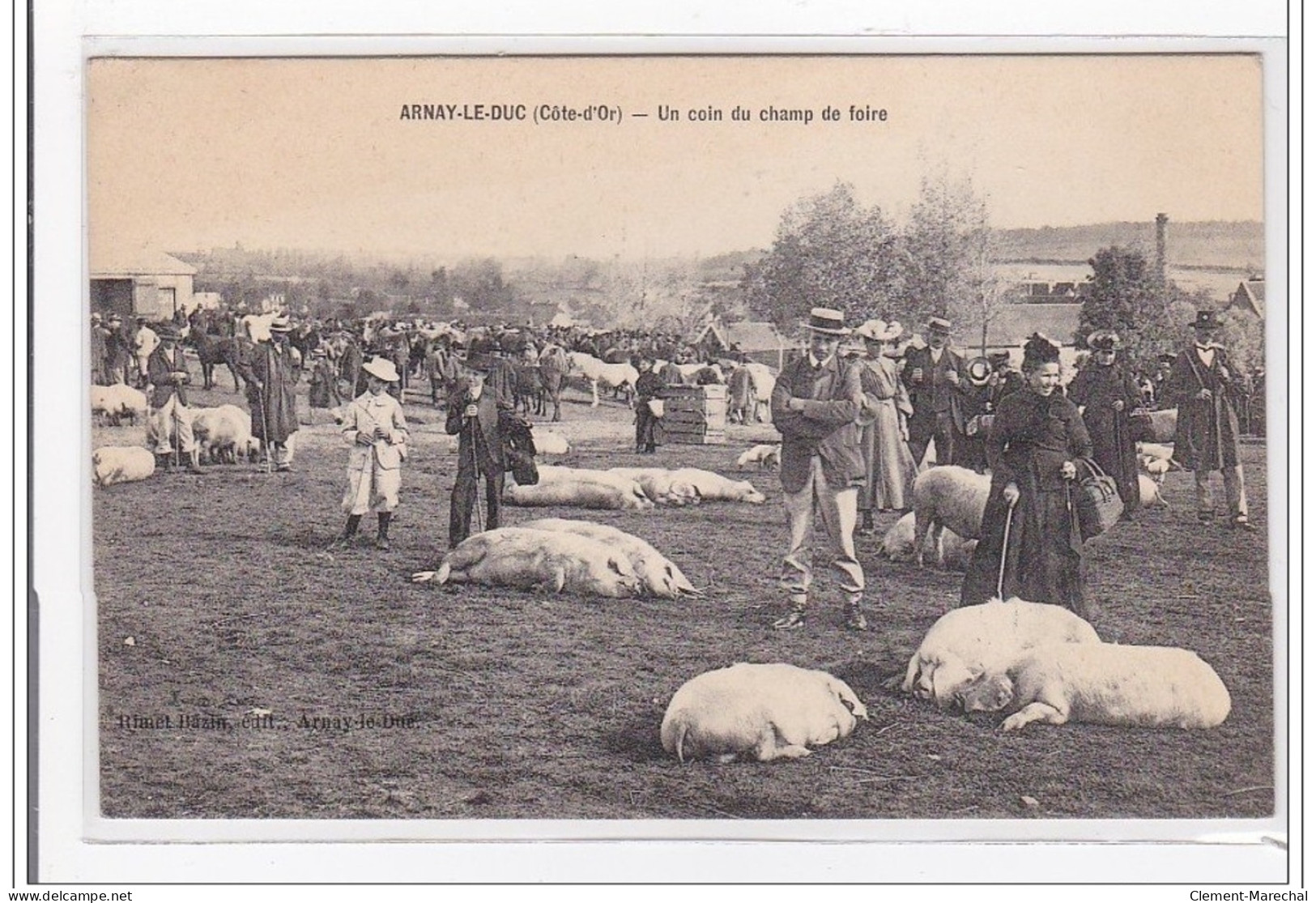 ARNAY-le-DUC : Un Coin Du Champ De Foire - Tres Bon Etat - Arnay Le Duc