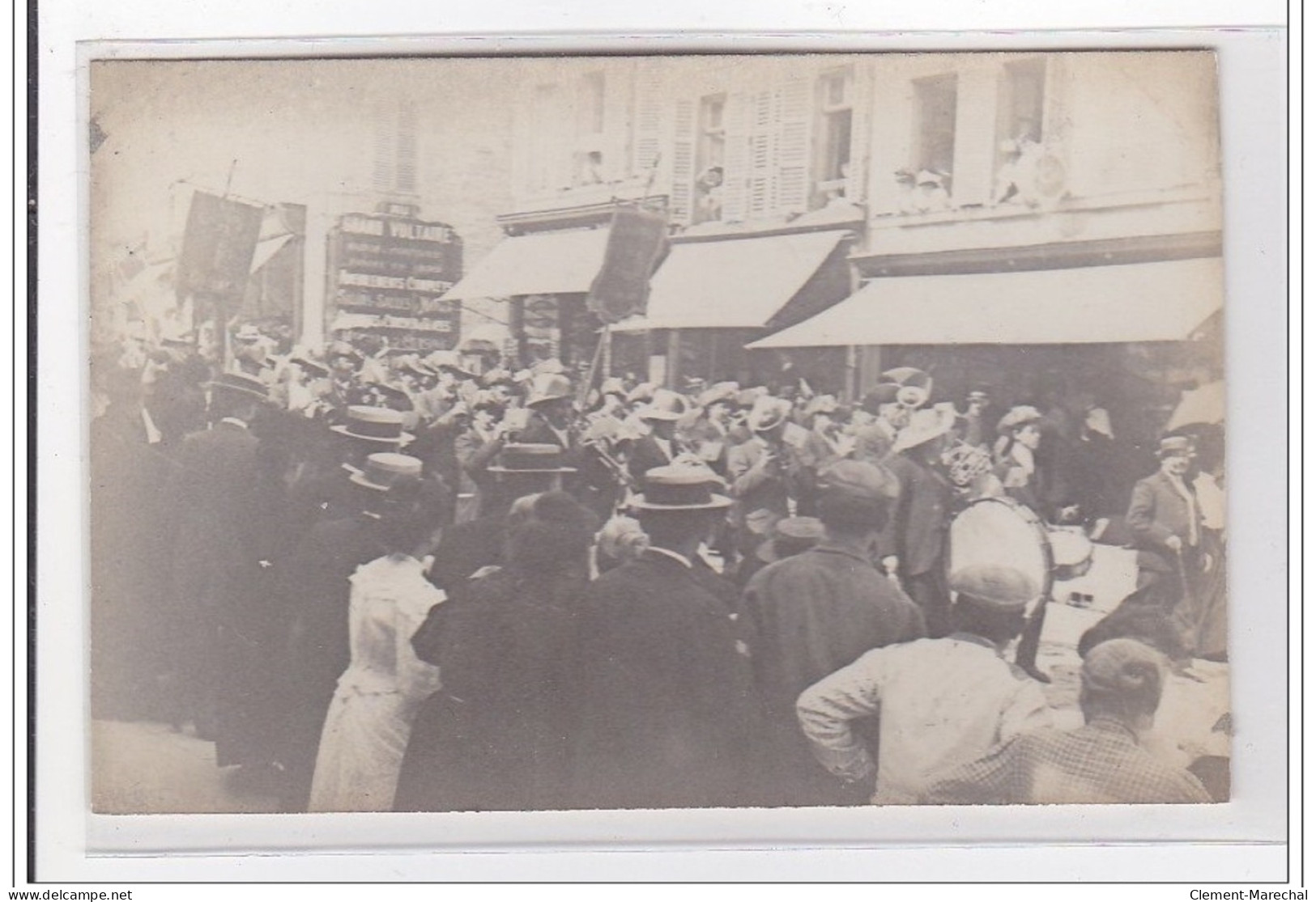 St-QUENTIN : Vue D'un Rassemblement - Tres Bon Etat - Saint Quentin