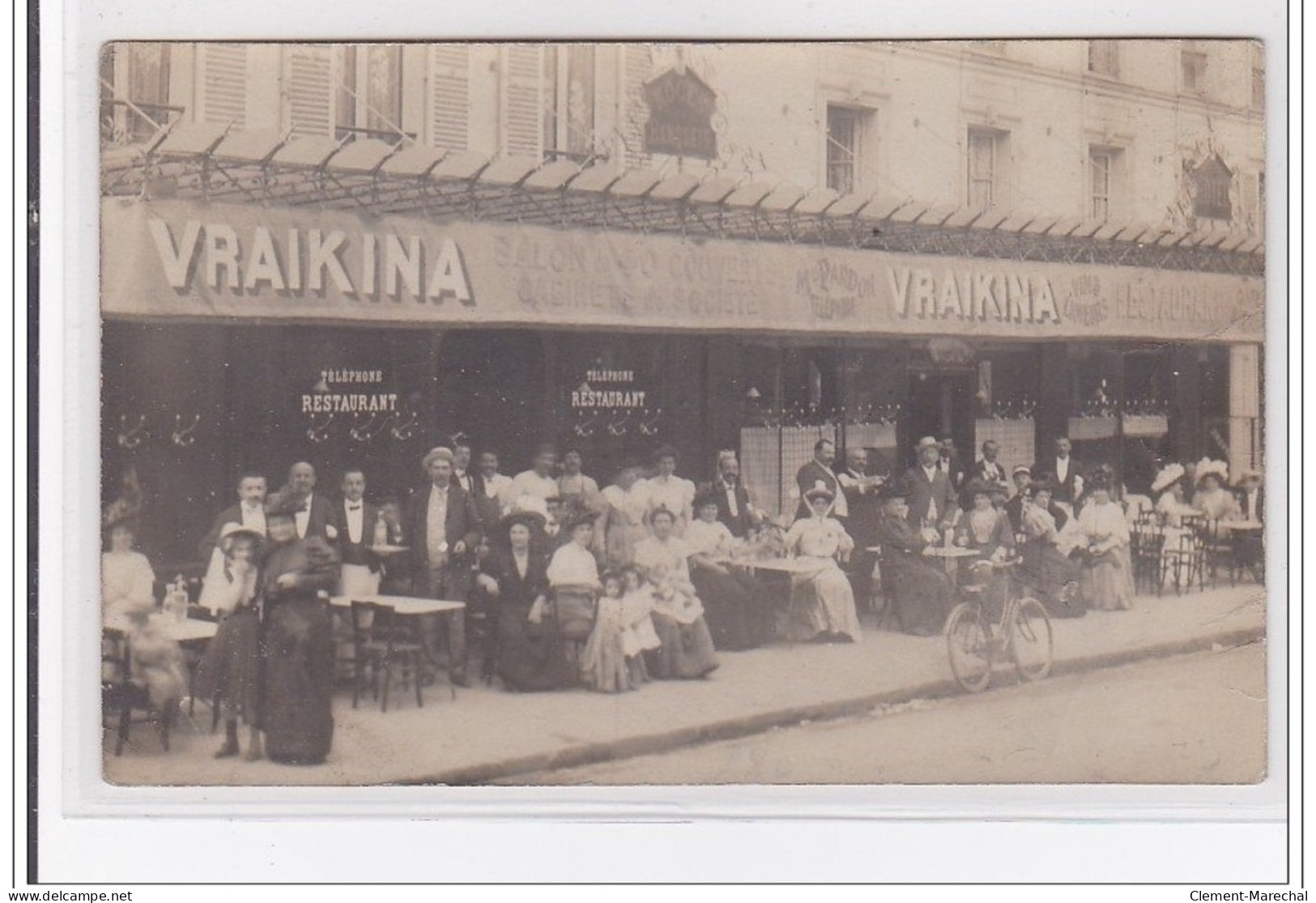 NEUILLY-sur-SEINE : Carte Photo D'un Café Restaurant - Vraikina - Tres Bon Etat - Neuilly Sur Seine