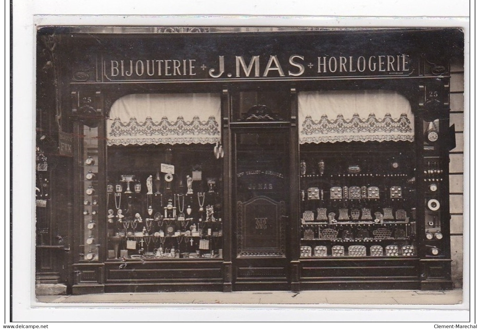 MARSEILLE : Carte Photo De La Bijouterie Horlogerie MAS - état (trous) - Non Classés