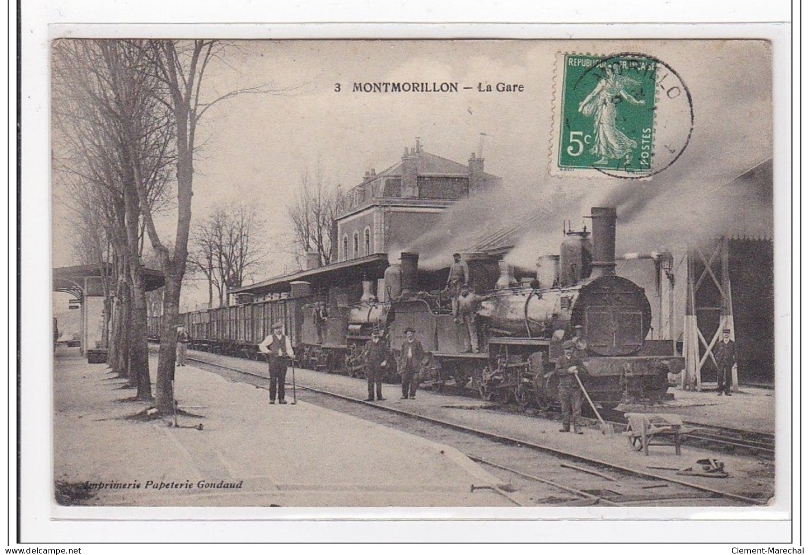 MONTMORILLON : La Gare (GARE) - Tres Bon Etat - Montmorillon