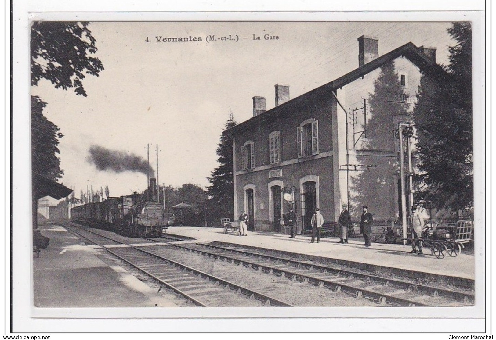 VERNANTES : La Gare (GARE) - Tres Bon Etat - Autres & Non Classés