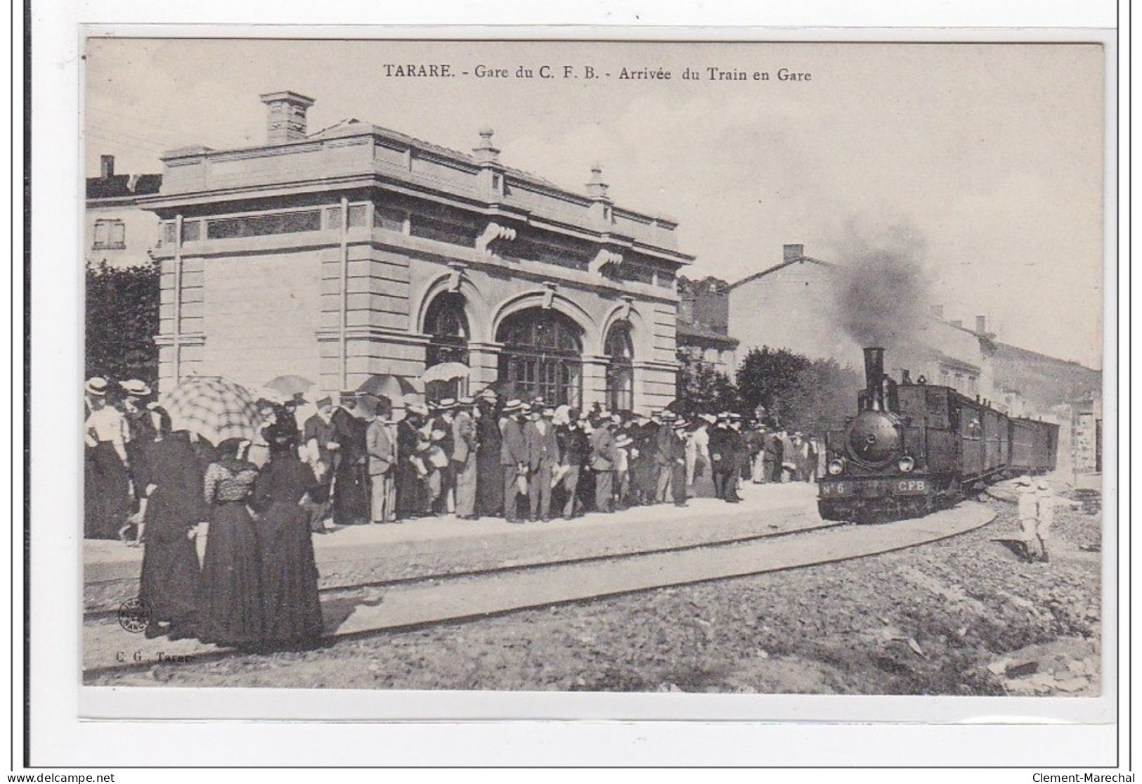 TARARE : Arrivée Du Train En Gare - Tres Bon Etat - Tarare