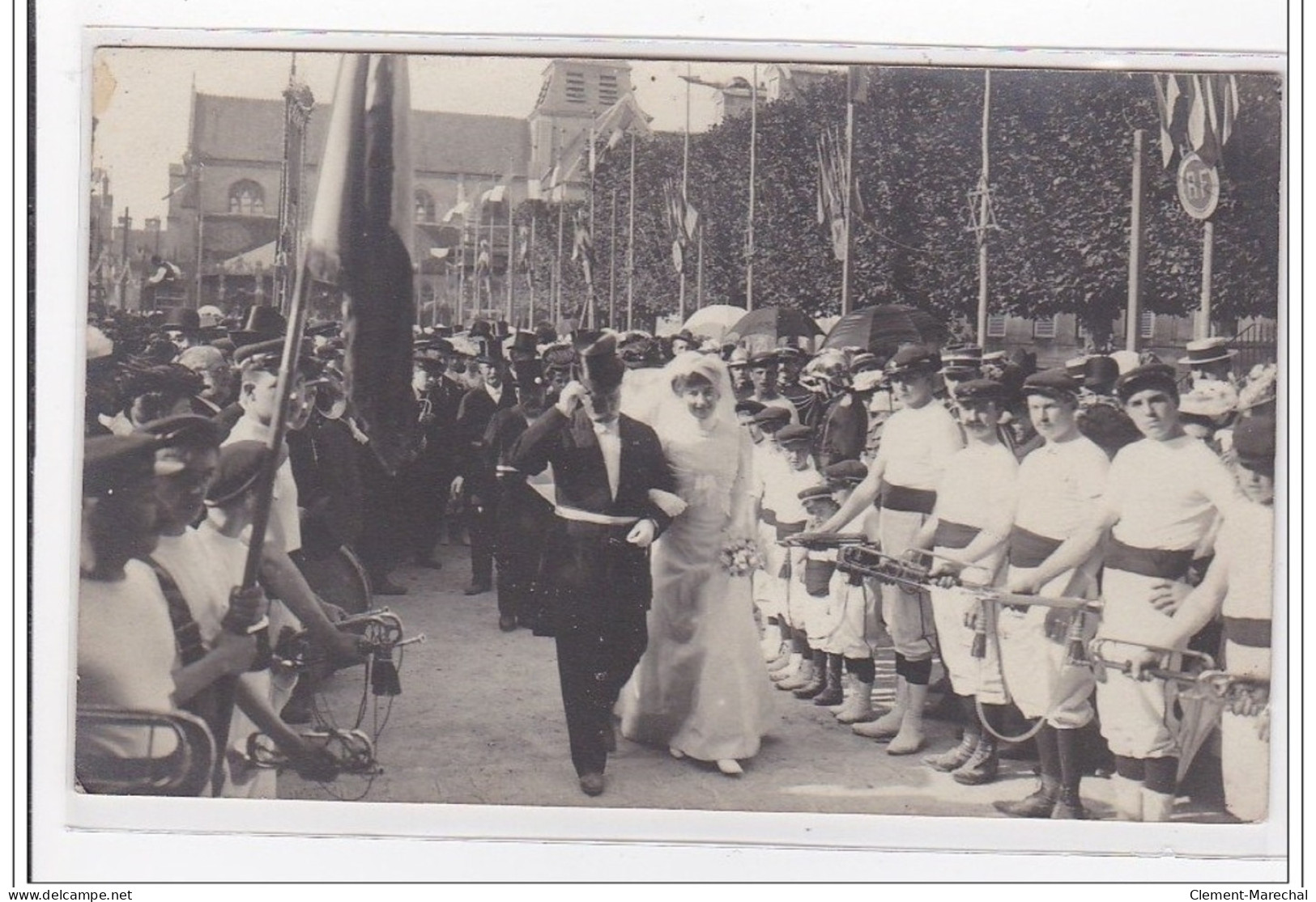 MOUY : Evenement Année1910 - Tres Bon Etat - Mouy