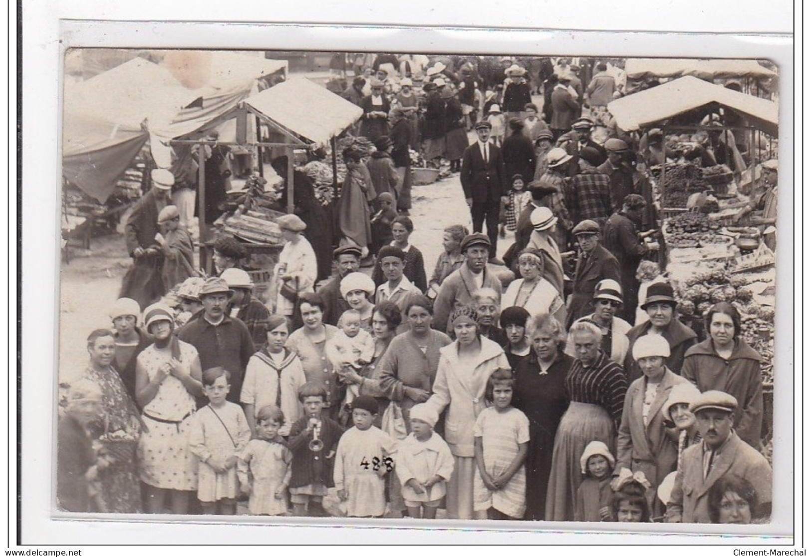 AULT : Carte Photo D'un Marché Vers 1920 - Très Bon état - Ault