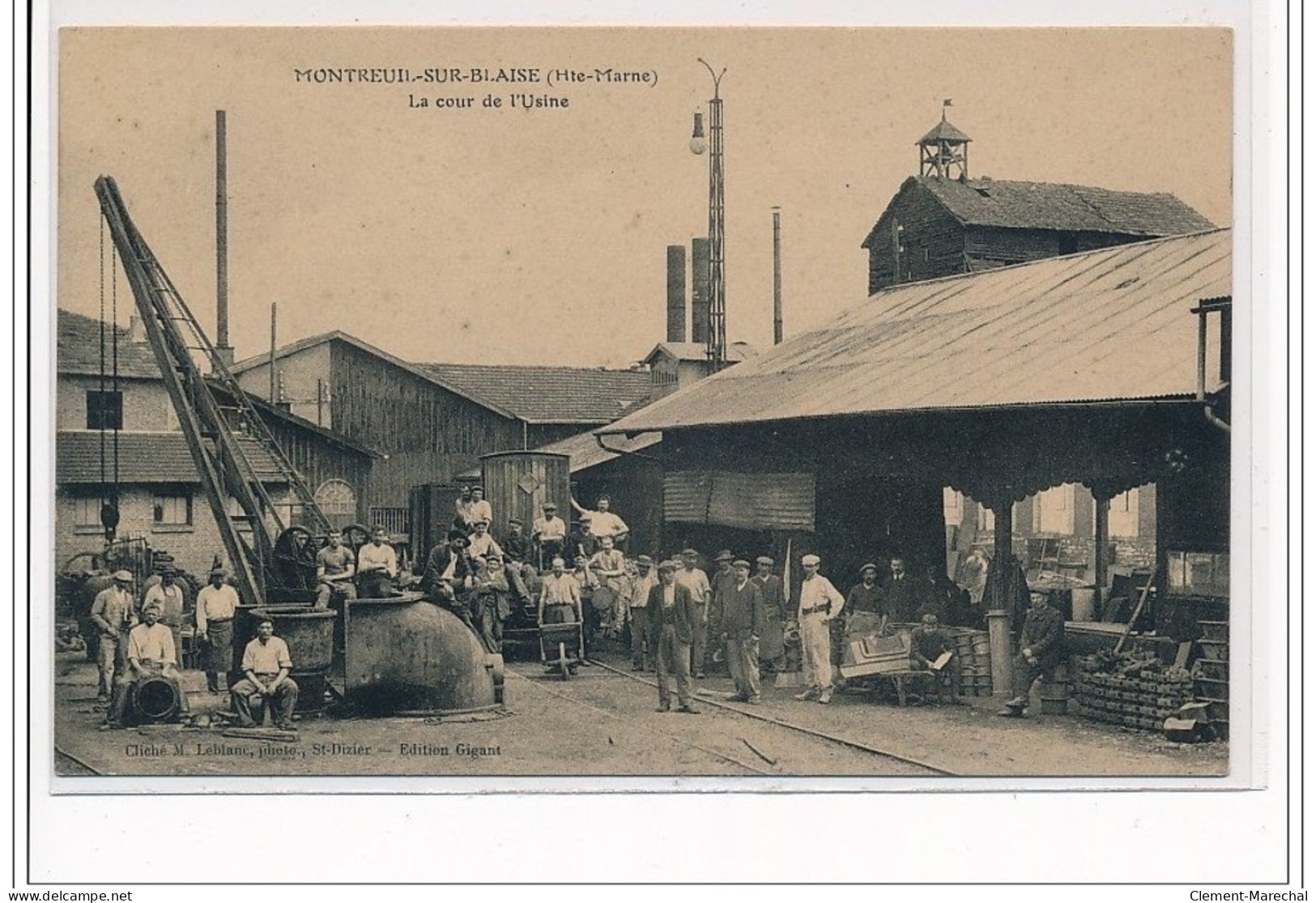 MONTREUIL SUR BLAISE : La Cour De L'usine - Très Bon état - Autres & Non Classés