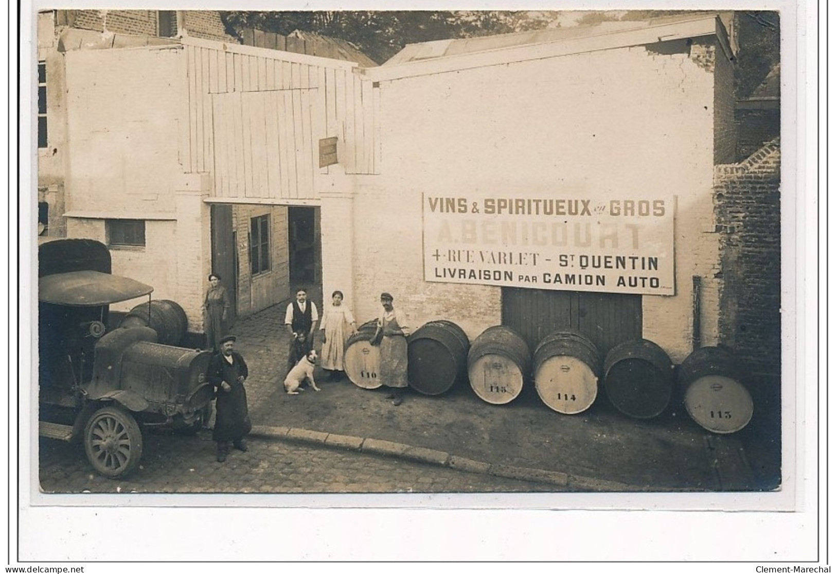 SAINT QUENTIN - CARTE PHOTO : Vins Et Spiritueux En Gros A. Benicourt - Très Bon état - Saint Quentin