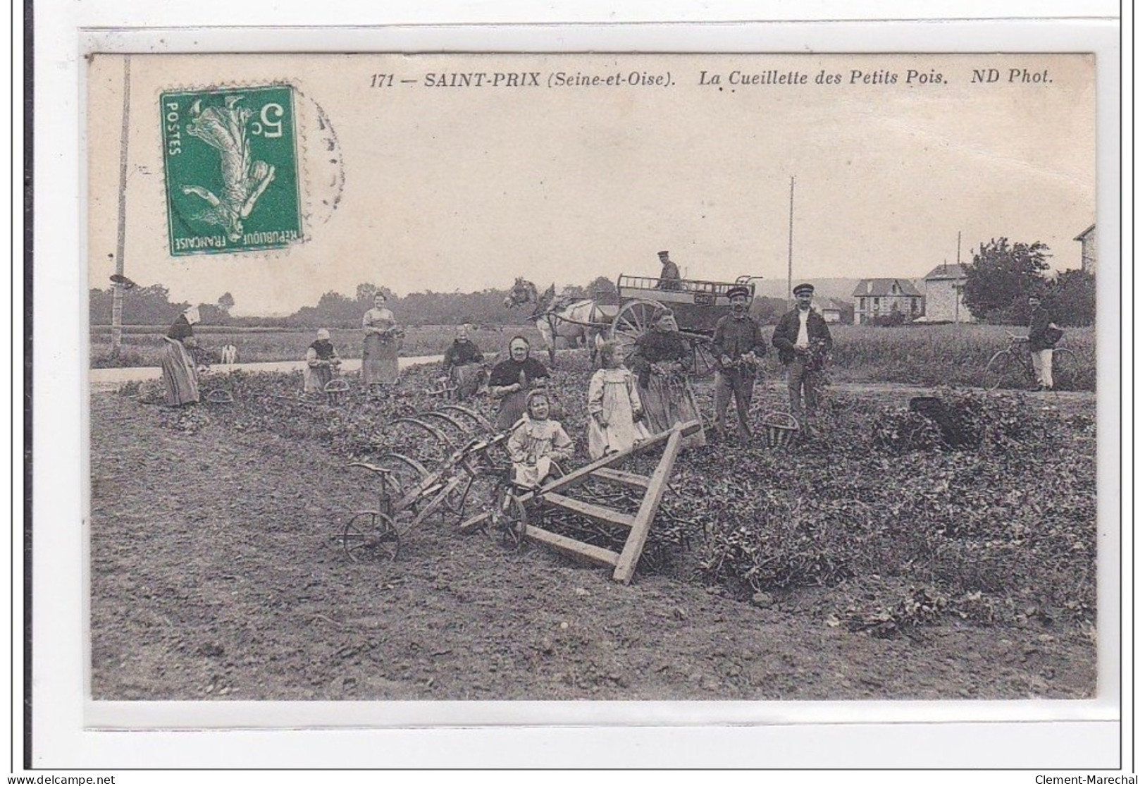 SAINT-PRIX : La Cueillette Des Petits Pois - Etat (leger Plis) - Saint-Prix