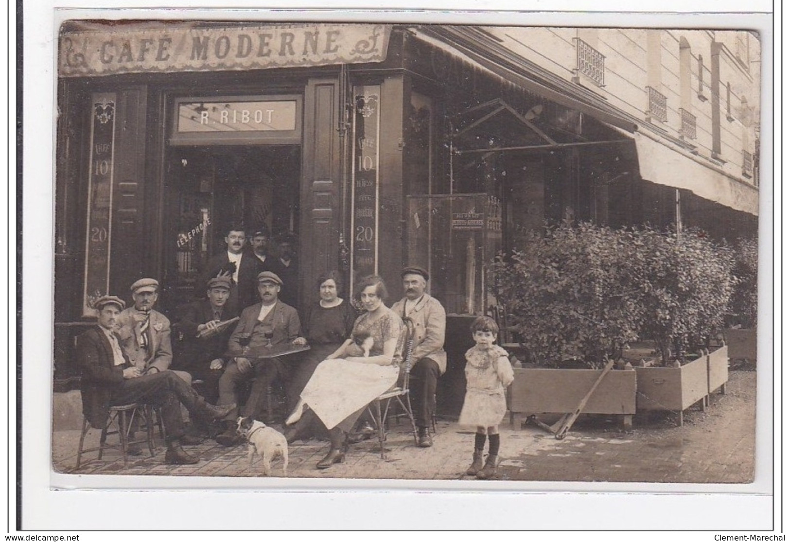 MONTREUIL : Angle Avenue President Wilson Et Bd. Rouget De L'isle (café) - Etat - Montreuil