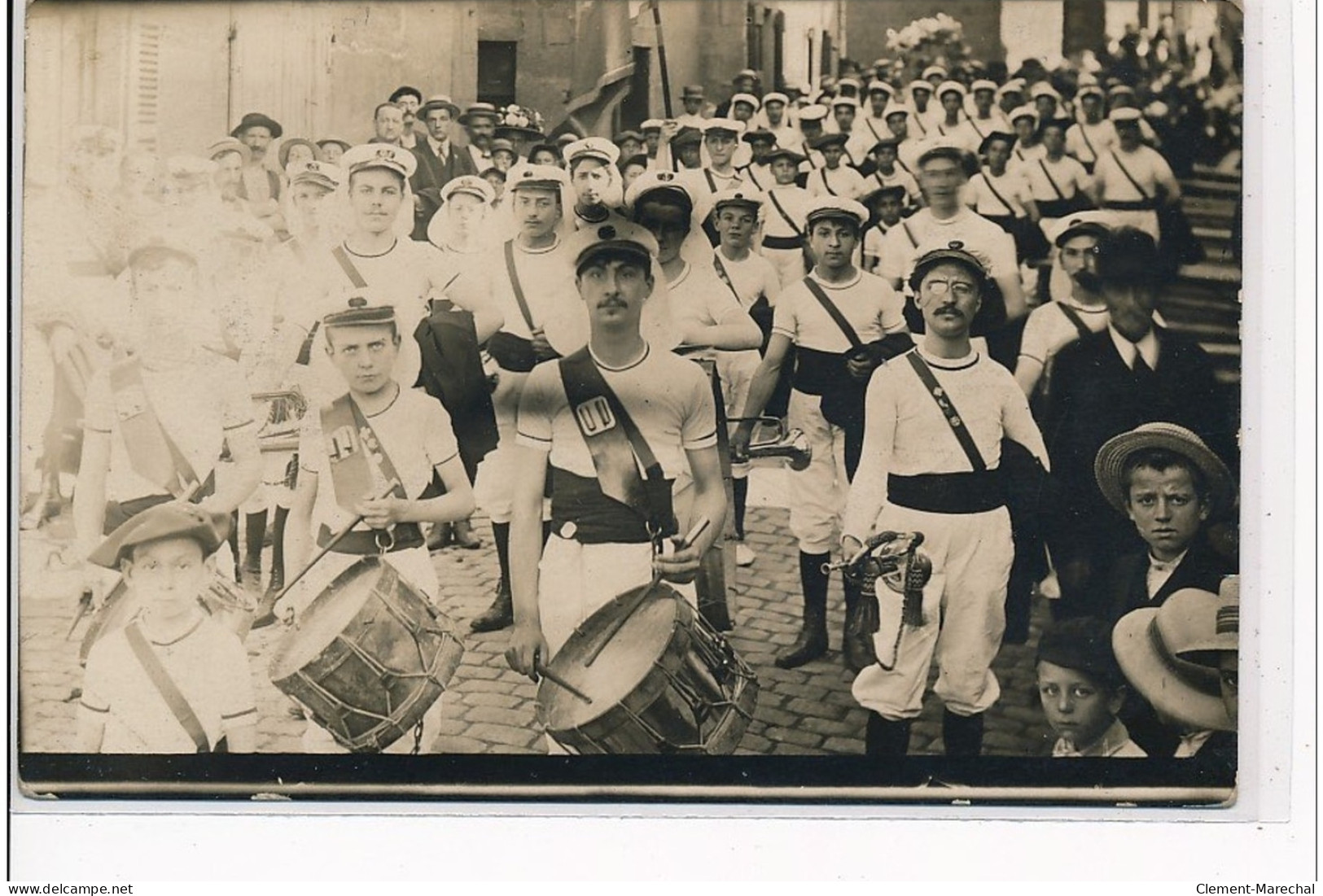 SAINT CHAMOND - CARTE PHOTO - TAMBOURS - MUSIQUE -  - Très Bon état - Saint Chamond