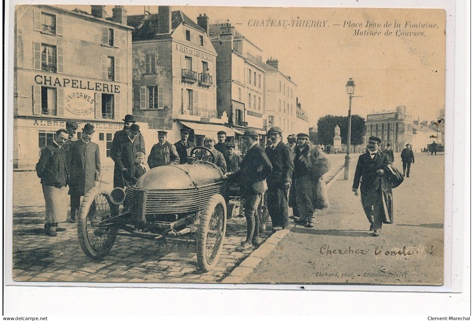 CHATEAU THIERRY -  Place Jean De La Fontaine, Matinée De Courses - AUTOMOBILE - Très Bon état - Chateau Thierry