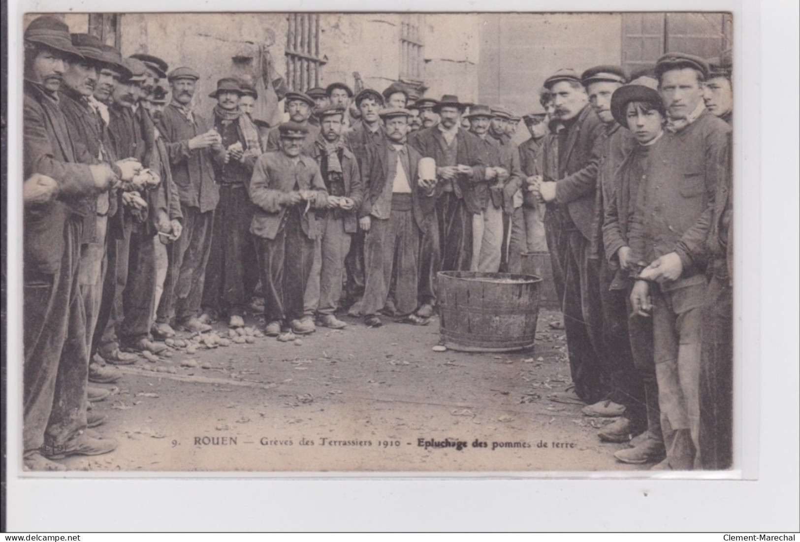 ROUEN : Grèves Des Terrassiers 1910 - épluchage Des Pommes De Terre - Bon état (un Coin Plié) - Rouen