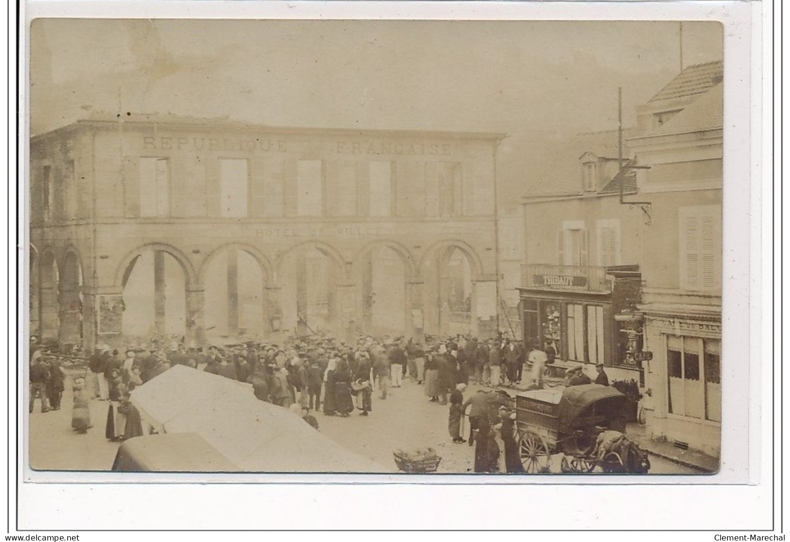 ANCY LE FRANC - CARTE PHOTO : Incendie De L'Hôtel De Ville - Très Bon état - Ancy Le Franc