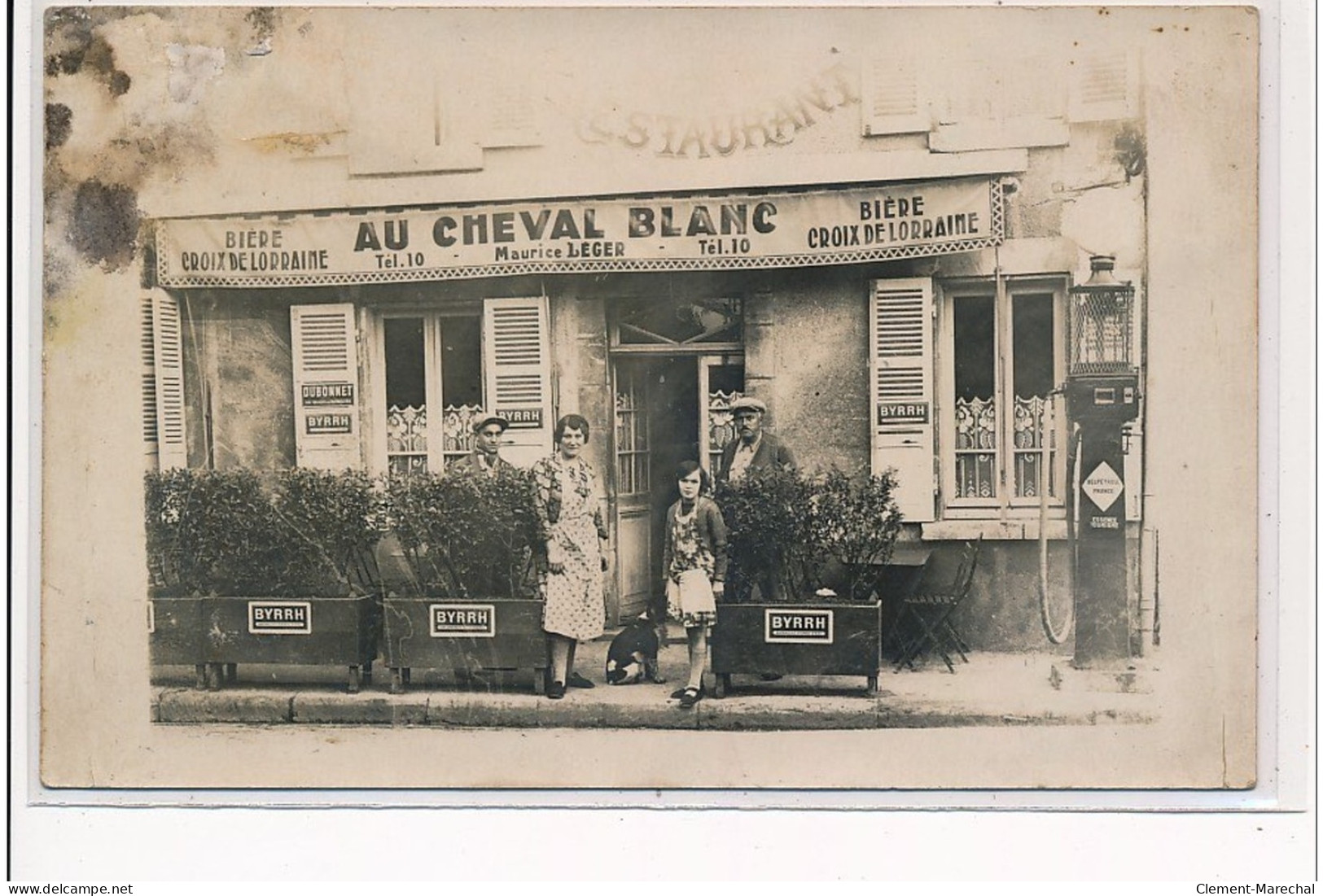 COULANGES SUR YONNE - CARTE PHOTO - """"Au Cheval Blanc"""" Restaurant Léger - état - Coulanges Sur Yonne