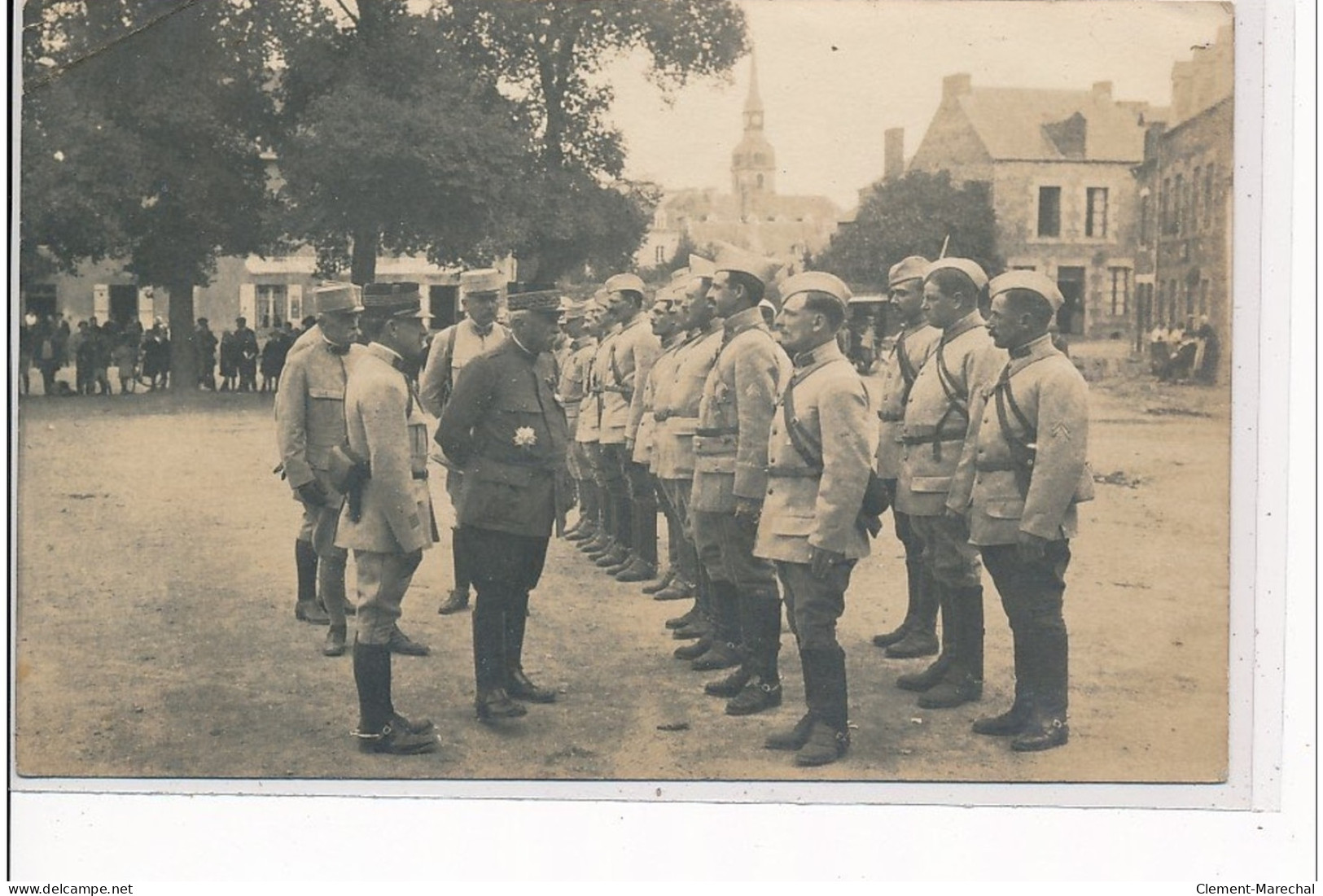 PLOERMEL - CARTE PHOTO - MILITAIRES - état - Ploërmel