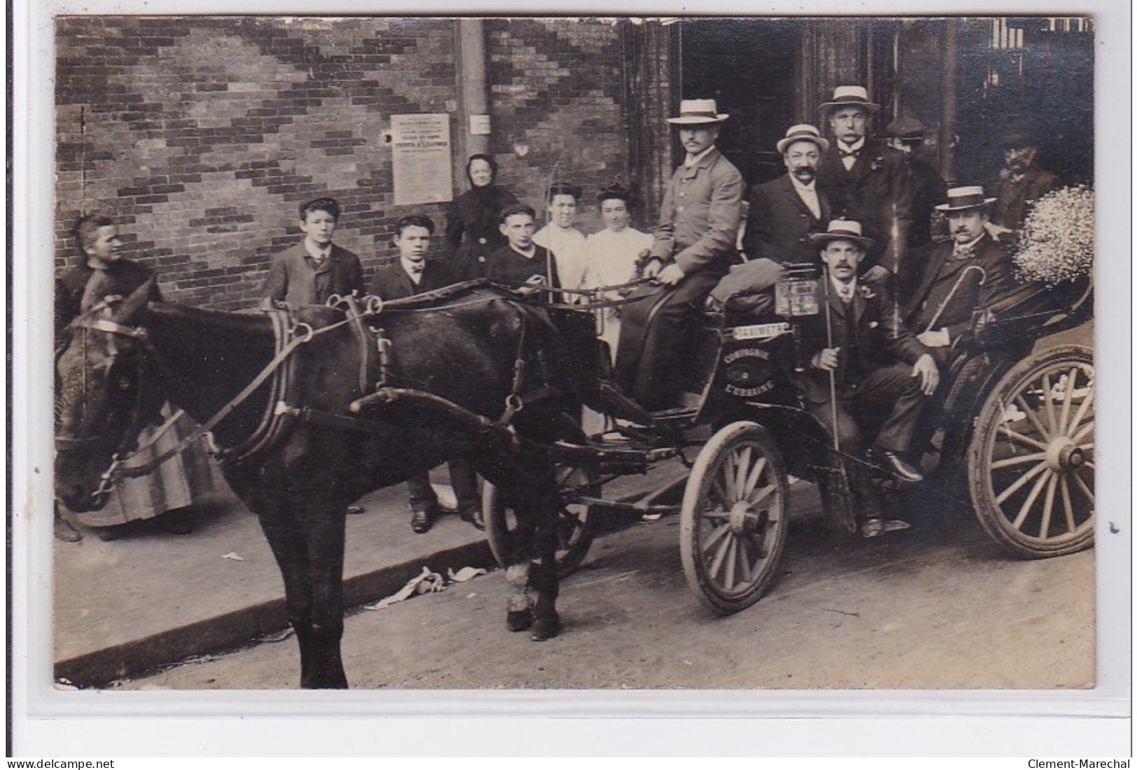 PARIS : Carte Photo D'un Taxi De La Compagnie Urbaine (automobile) - Très Bon état - Transporte Público