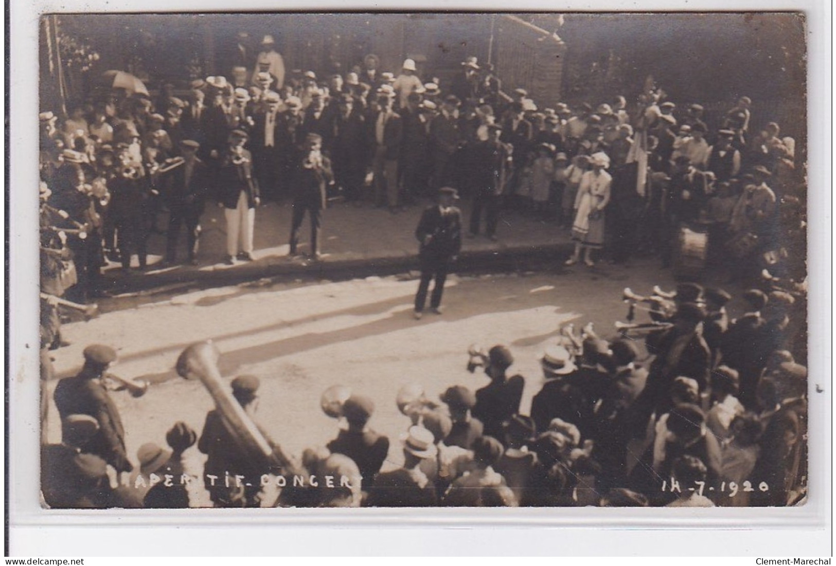 ARGENTEUIL (voir Sartrouville) : Carte Photo D'une Fête (apéritif - Concert) - Très Bon état - Argenteuil