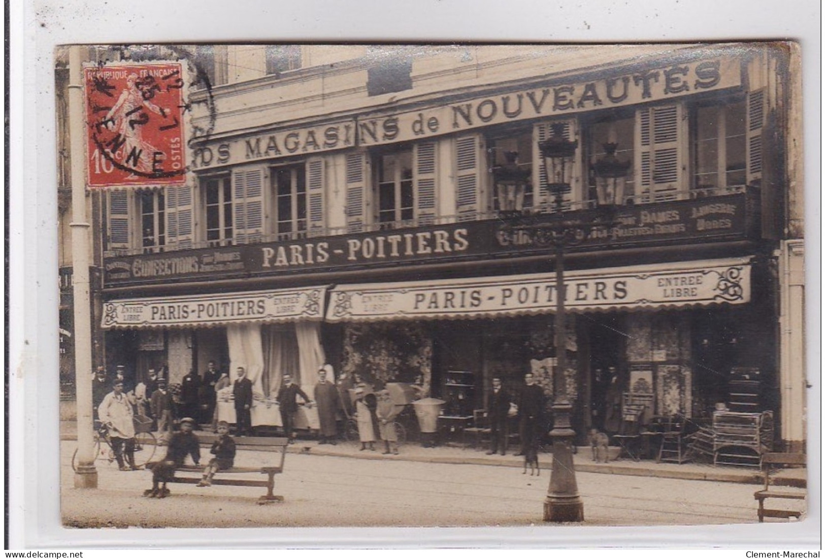 POITIERS : Carte Photo Du Magasin De Nouveautés PARIS-POITIERS - Très Bon état - Poitiers