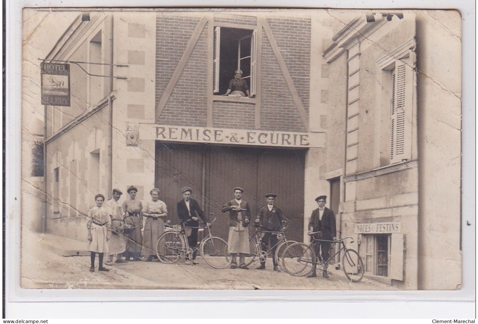 CHATEAUROUX : Carte Photo De L'hotel Du Cheval Arabe (ALLERY) - état (un Gros Plis D'angle) - Chateauroux