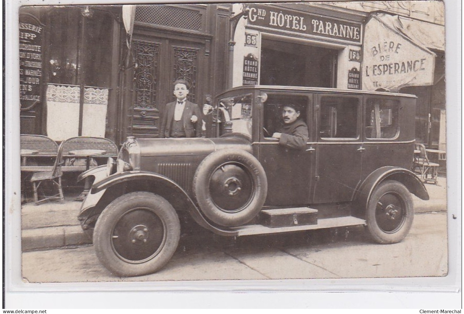 PARIS : Carte Photo D'une Automobile Devant Le Grand Hotel Taranne Au 6 Bld. Saint Germain - Très Bon état - Paris (06)