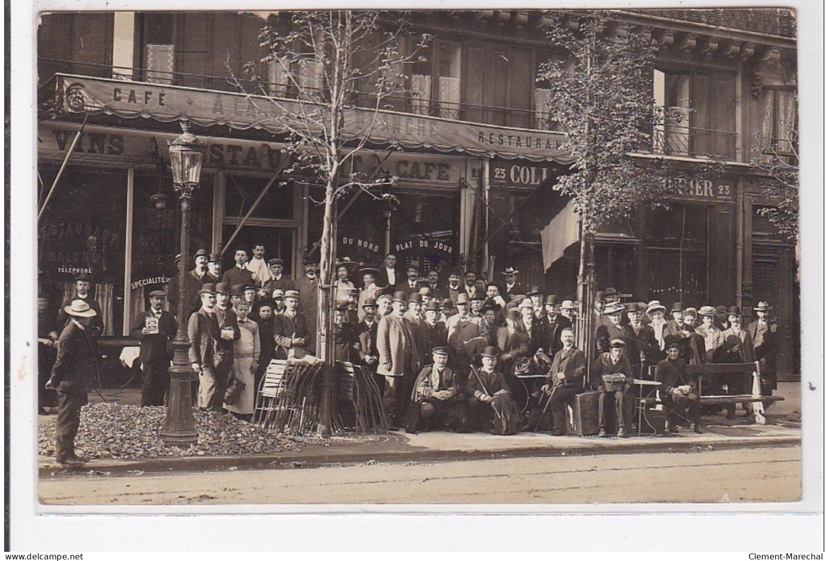 PARIS : Carte Photo Du Café Au 21 Rue De Dunkerque - Très Bon état - Distrito: 10