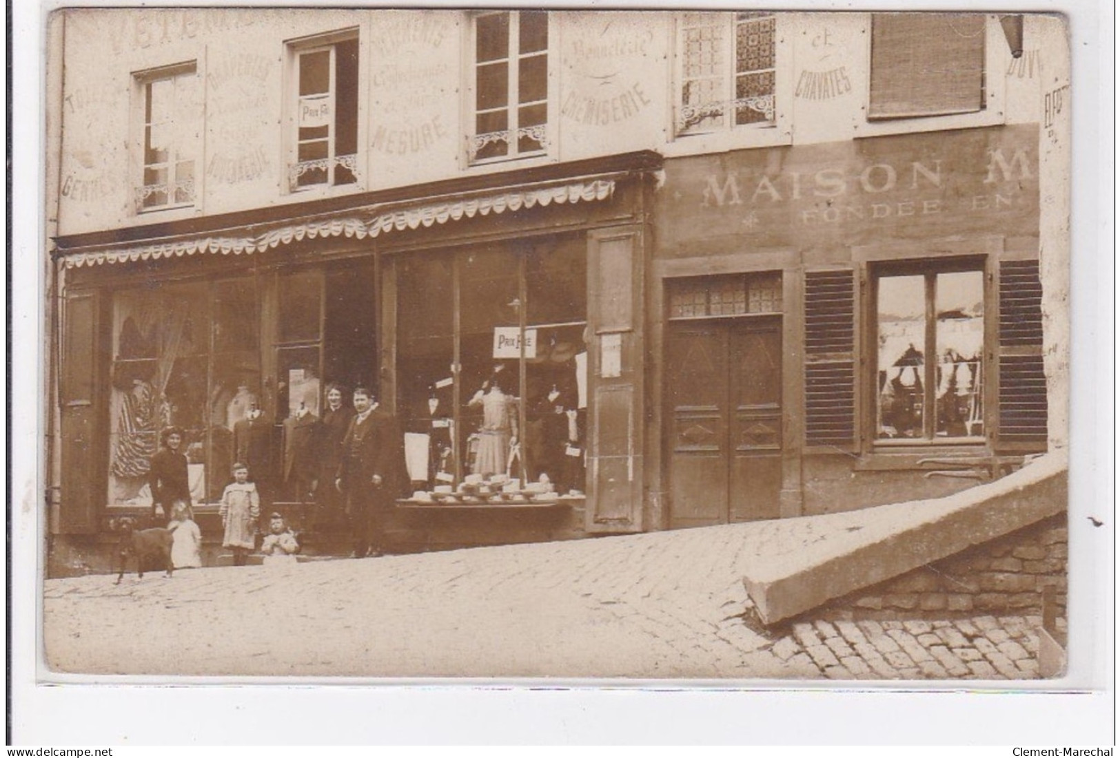 BRIEY : Carte Photo De Magasins - Très Bon état - Briey