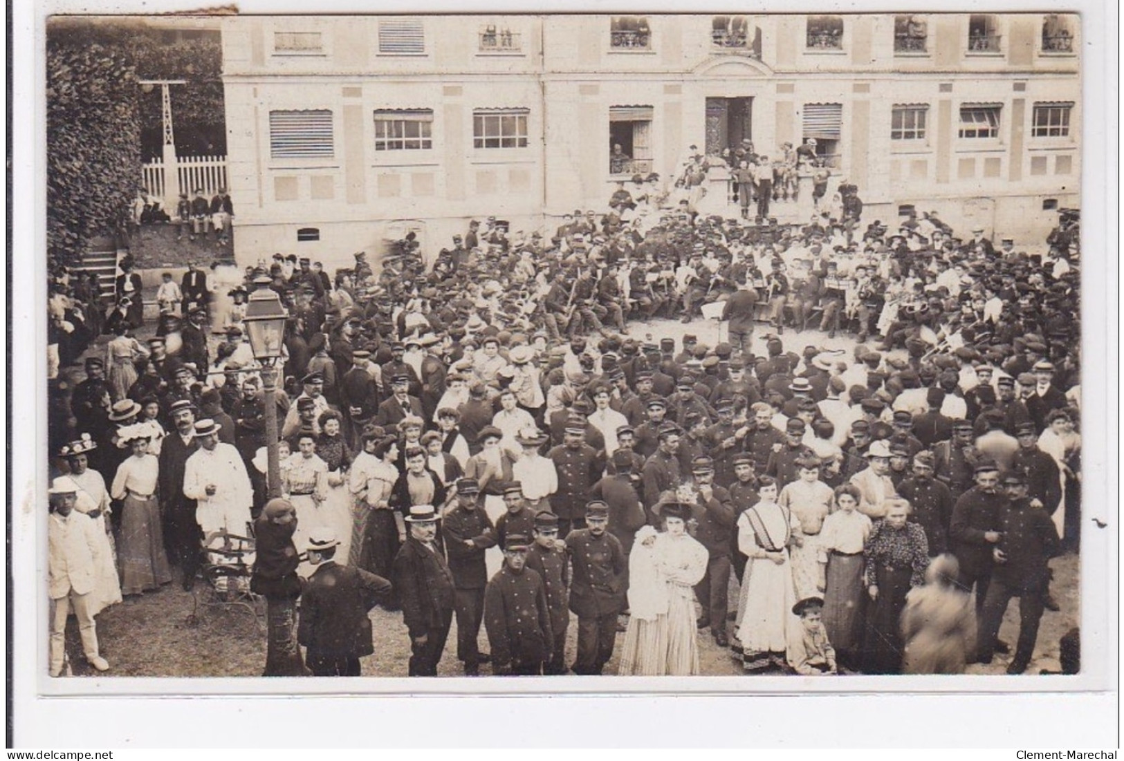 YERRES : Carte Photo D'un Concert Militaire (fanfare) - Très Bon état - Yerres