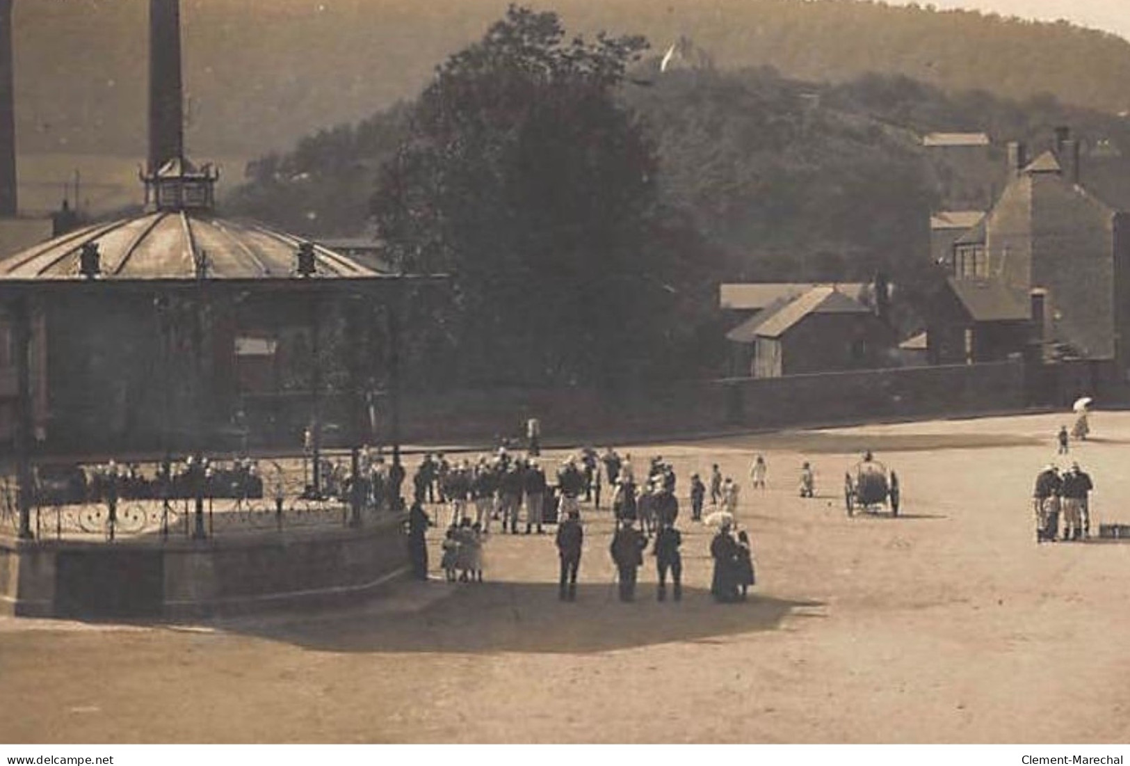 A LOCALISER  : Carte Photo : Pompiers? - Très Bon état - Fotos