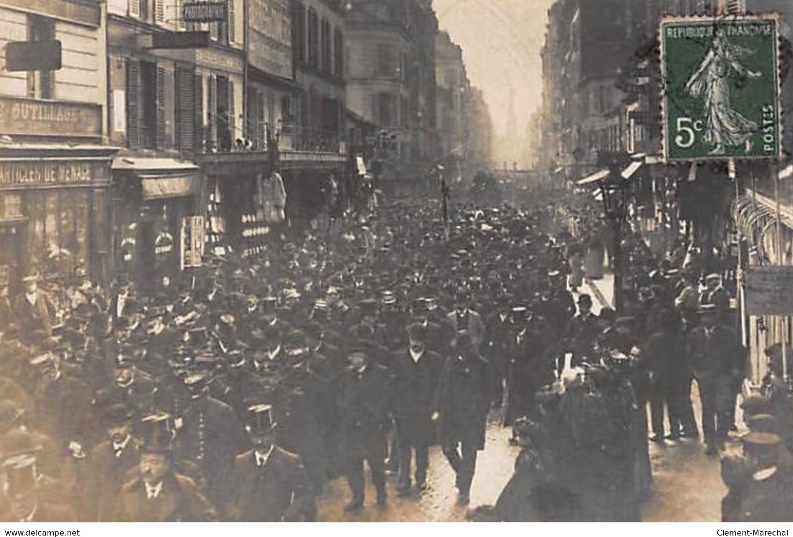 A LOCALISER  : Carte Photo : Rue Piétonne - Très Bon état - Foto's