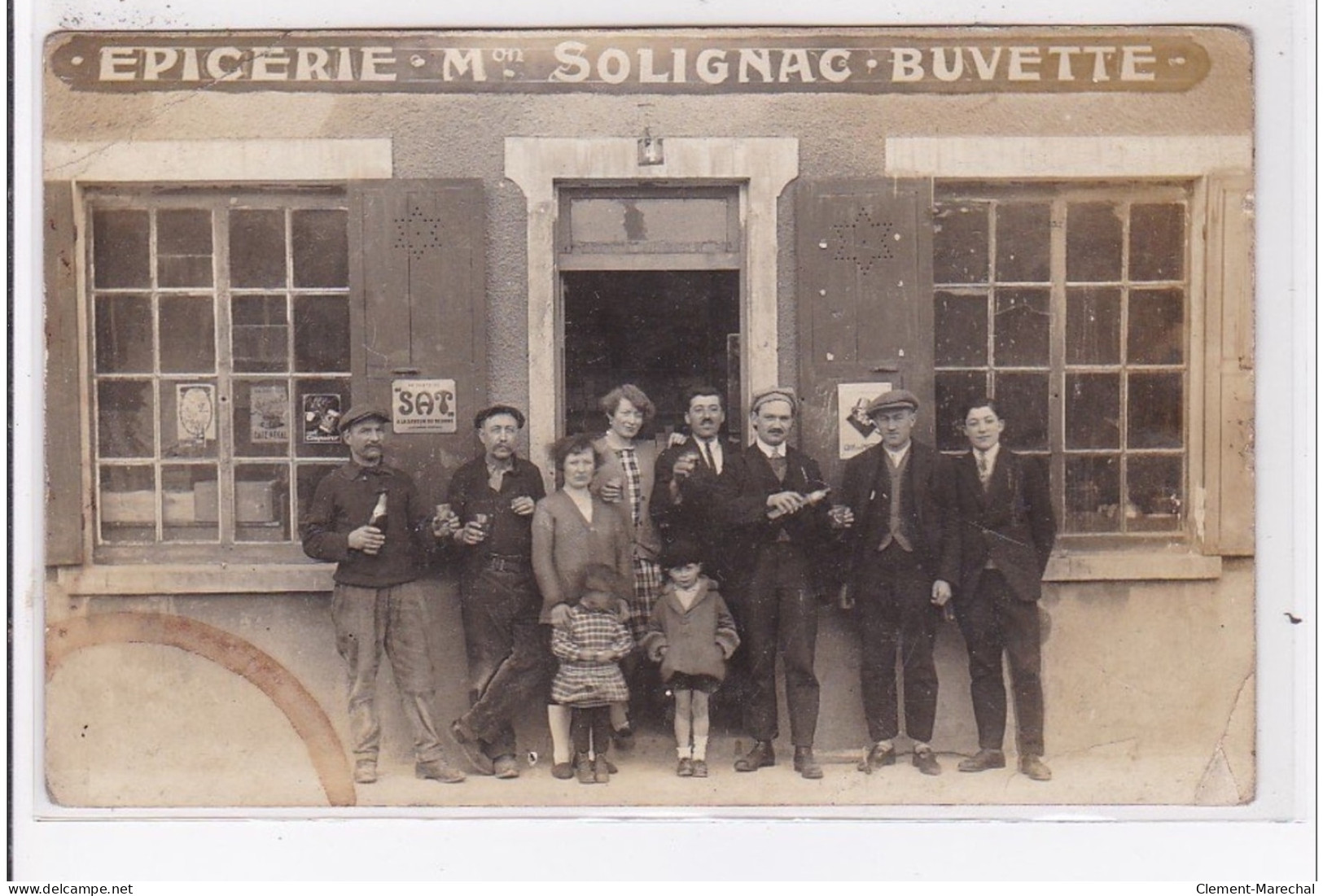 STAINS : Carte Photo De L'épicerie SOLIGNAC - état - Stains