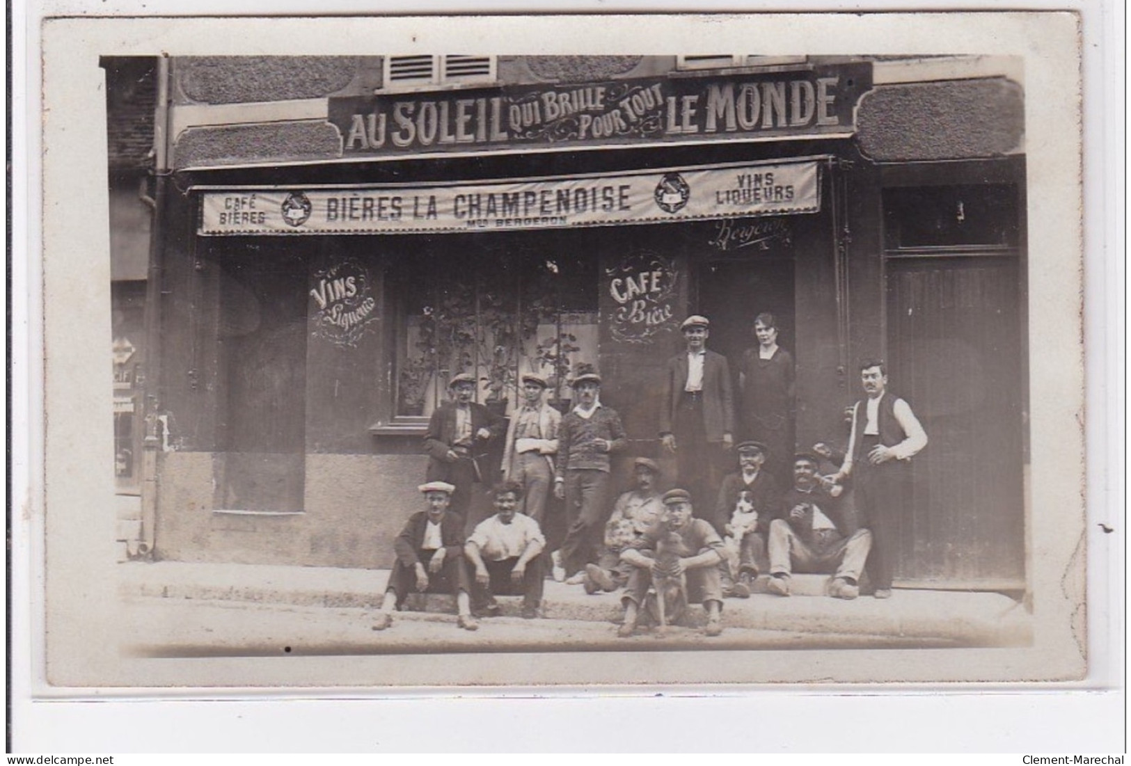 SAINT MAMMES : Carte Photo Du Café """"au Soleil Qui Brille Pour Tout Le Monde"""" Vers 1910  - Très Bon état - Saint Mammes