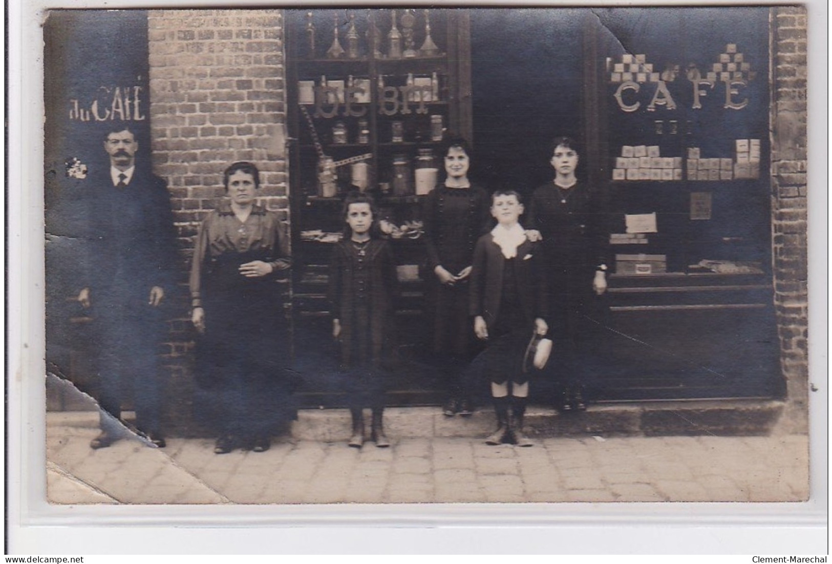 ELBEUF : Carte Photo De L'épicerie Albert CIVIN Sur La Route De Bourgtheroulde - état (coins Pliés) - Elbeuf