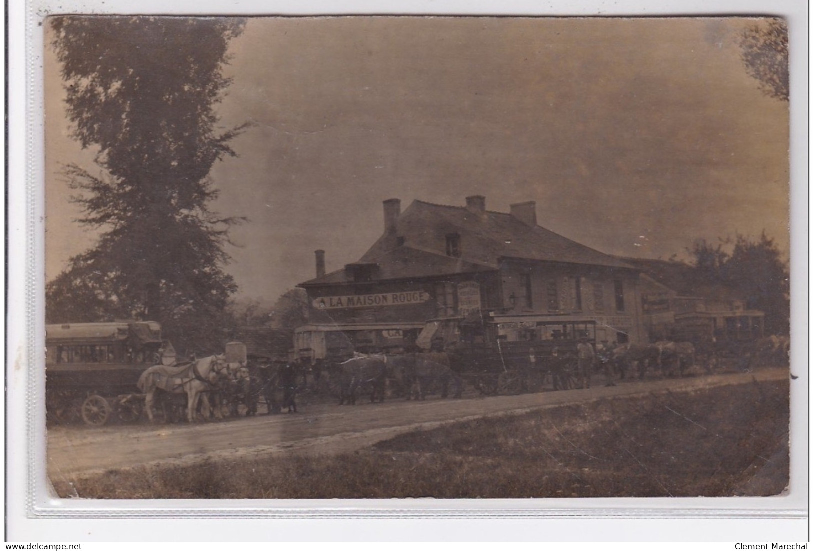 FRANCONVILLE : Carte Photo Du Restaurant """"a La Maison Rouge"""" Vers 1910 (omnibus) - Très Bon état - Franconville