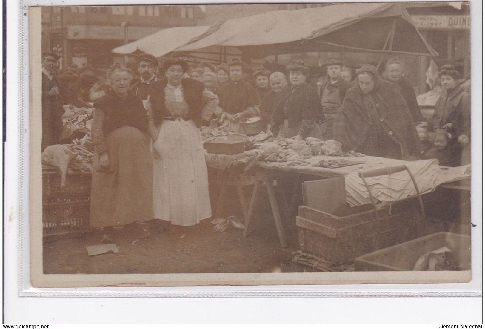 MAISONS ALFORT : Carte Photo Du Marché Au Niveau De L'Hotel D'alfort - Très Bon état - Maisons Alfort