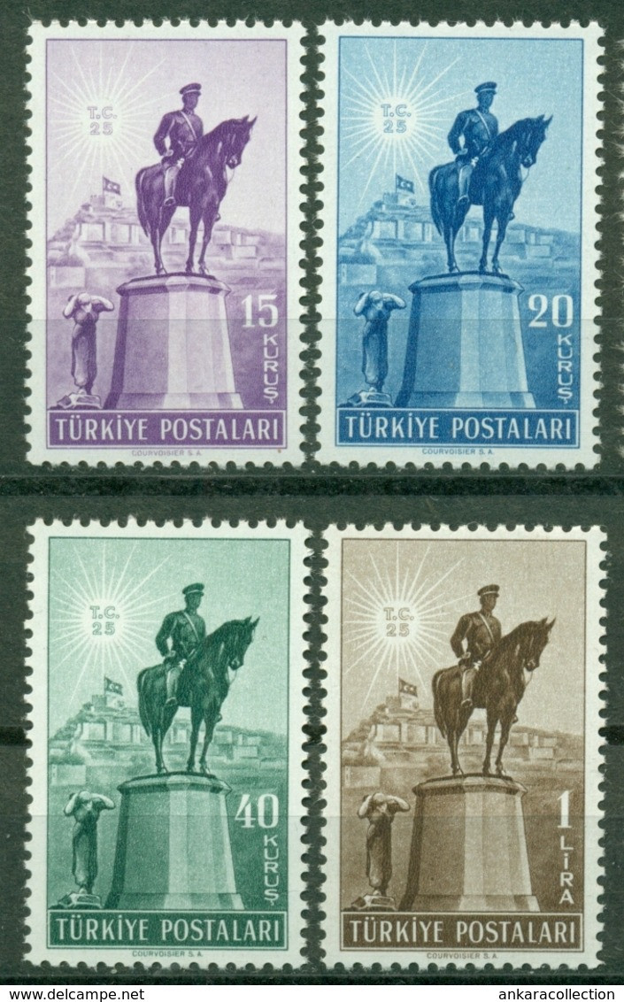 AC - TURKEY STAMP  -  The 25th ANNIVERSARY OF THE TURKISH REPUBLIC ATATURK STATUE MNH 29 OCTOBER 1948 - Nuovi