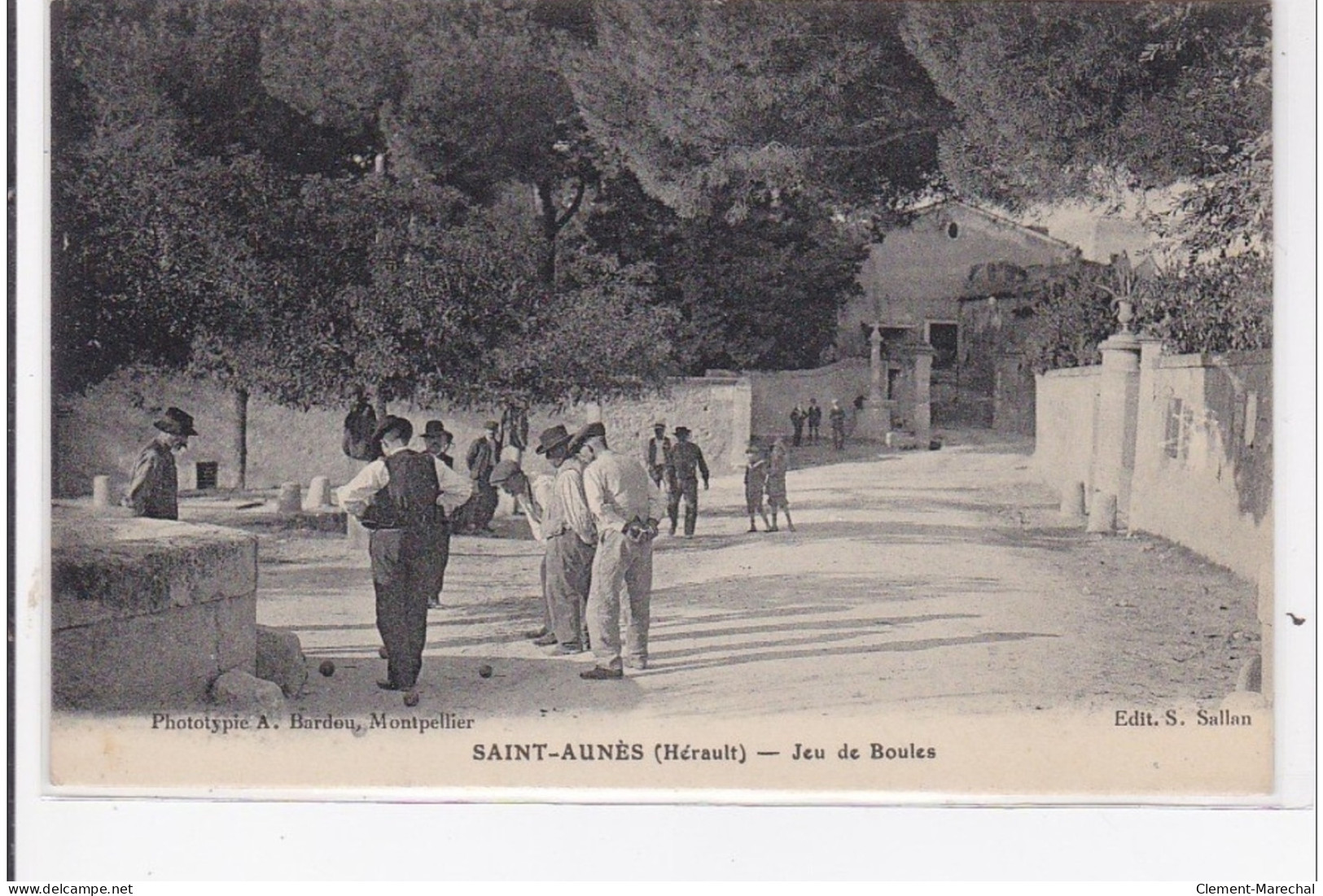 SAINT AUNES : Avenue De La Gare - Le Jeu De Boules (pétanque) - Très Bon état - Other & Unclassified