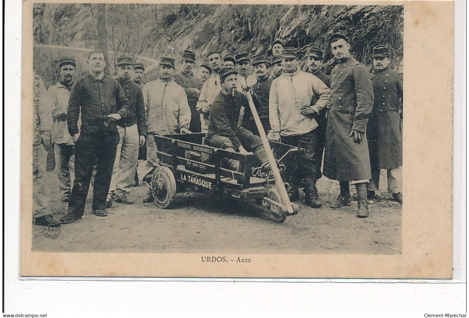 URDOS : Auto, La Tarasque, Fourgon Automobile, Militaires - Tres Bon Etat - Villeneuve-sur-Yonne