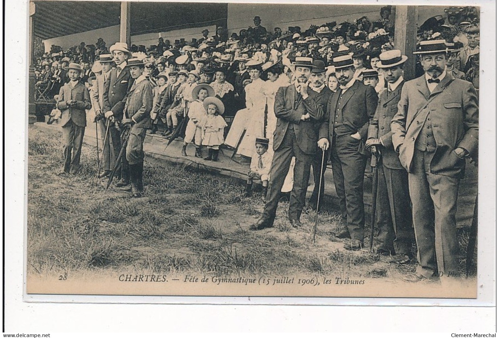 CHARTRES : Fete De Gymnastique 15 Juillet 1906 Les Tribunes - Tres Bon Etat - Chartres