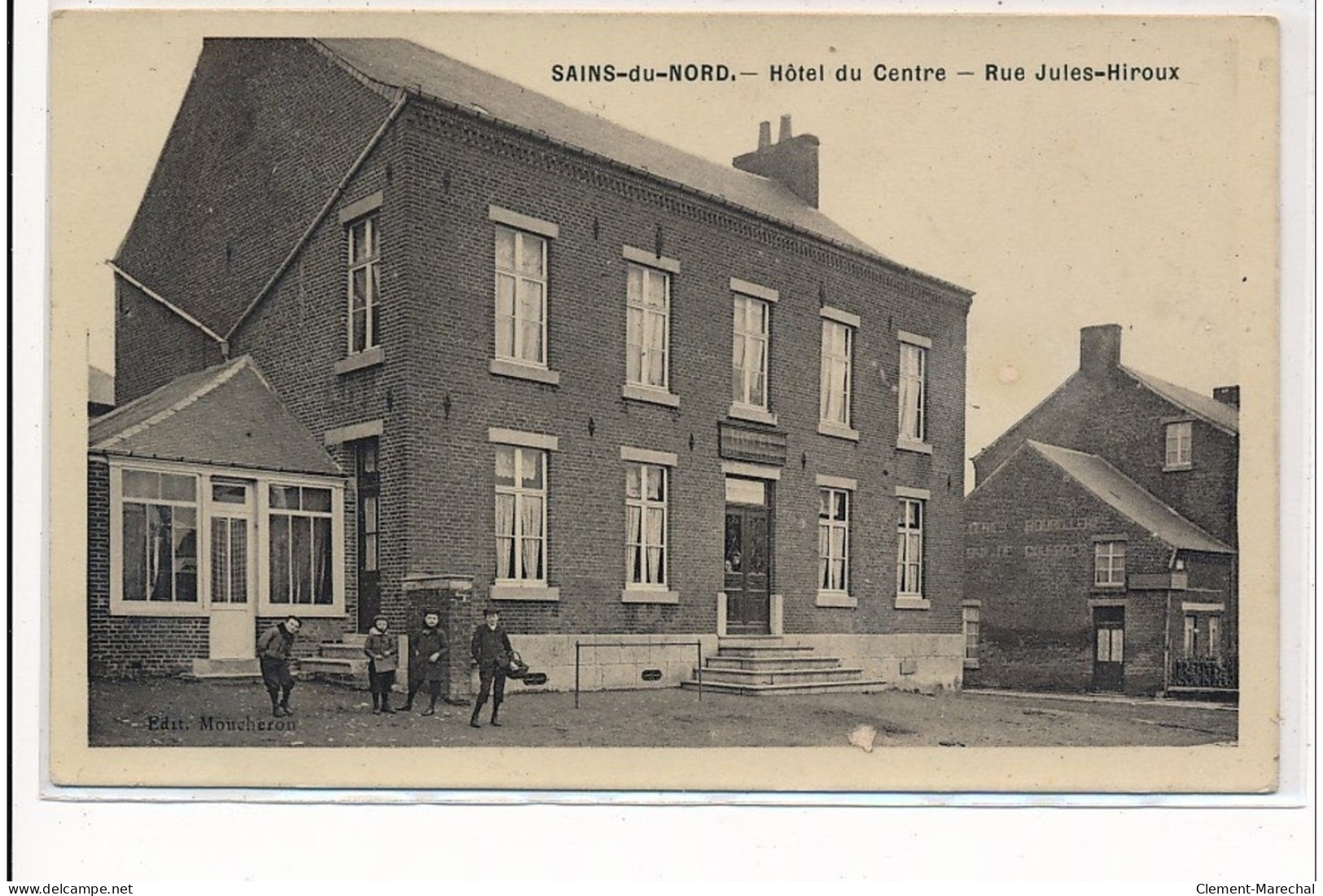 SAINS-du-NORD : Hotel Du Centre, Rue Jules-hiroux - Tres Bon Etat - Autres & Non Classés