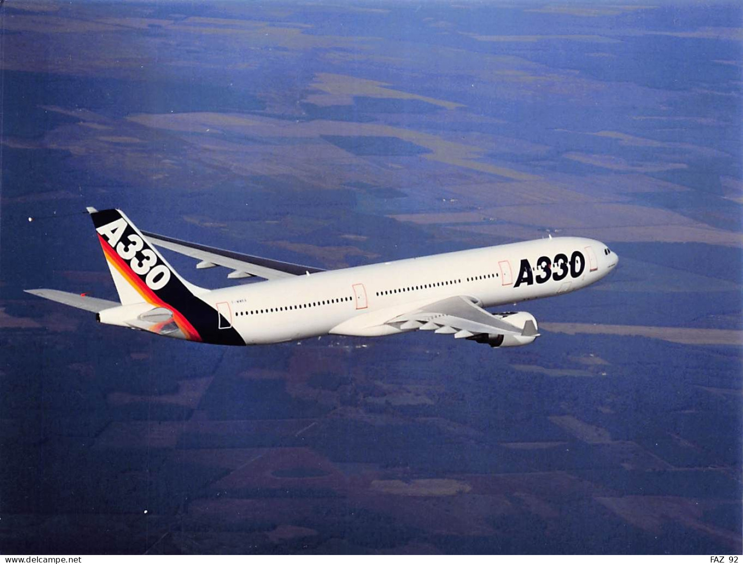 Airbus A330 In Airbus Industrie Colours - +/- 180 X 130 Mm. - Photo Presse Originale - Aviation